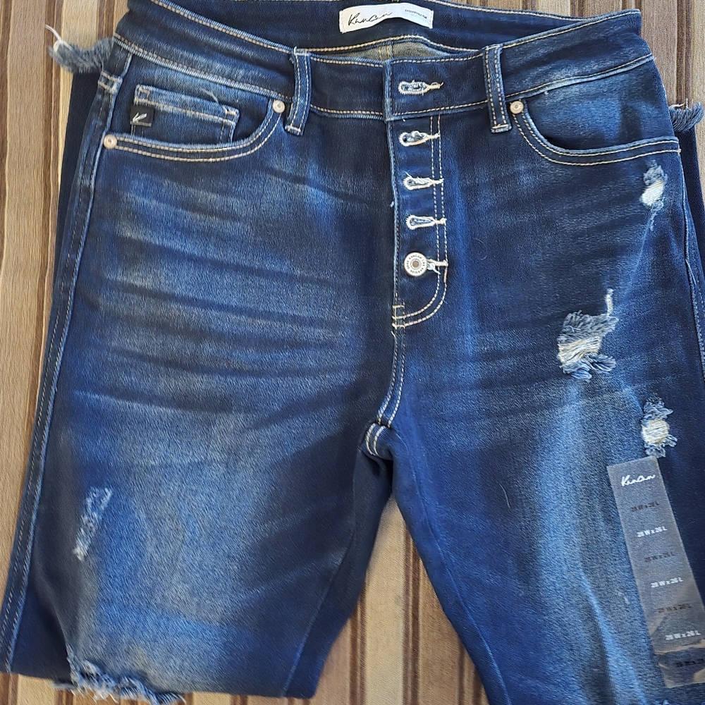 KanCan crop jeans NWOT